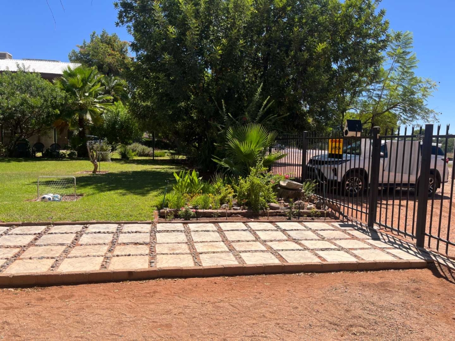 5 Bedroom Property for Sale in Oosterville Northern Cape